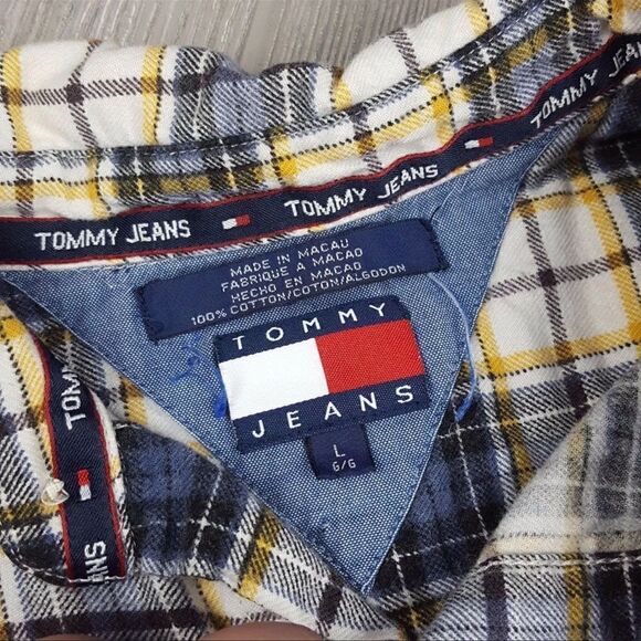 Vintage Tommy Hilfiger Tommy Jeans Long Sleeve Plaid Flannel Spell Out Pocket - Picture 5 of 11